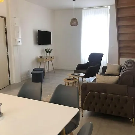 Duplex Apartment La Ferte-sous-Jouarre