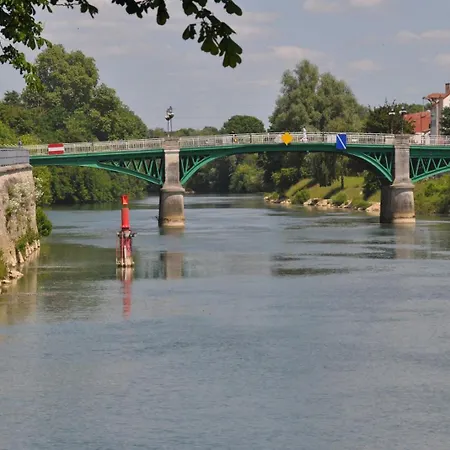 Duplex Apartment La Ferte-sous-Jouarre